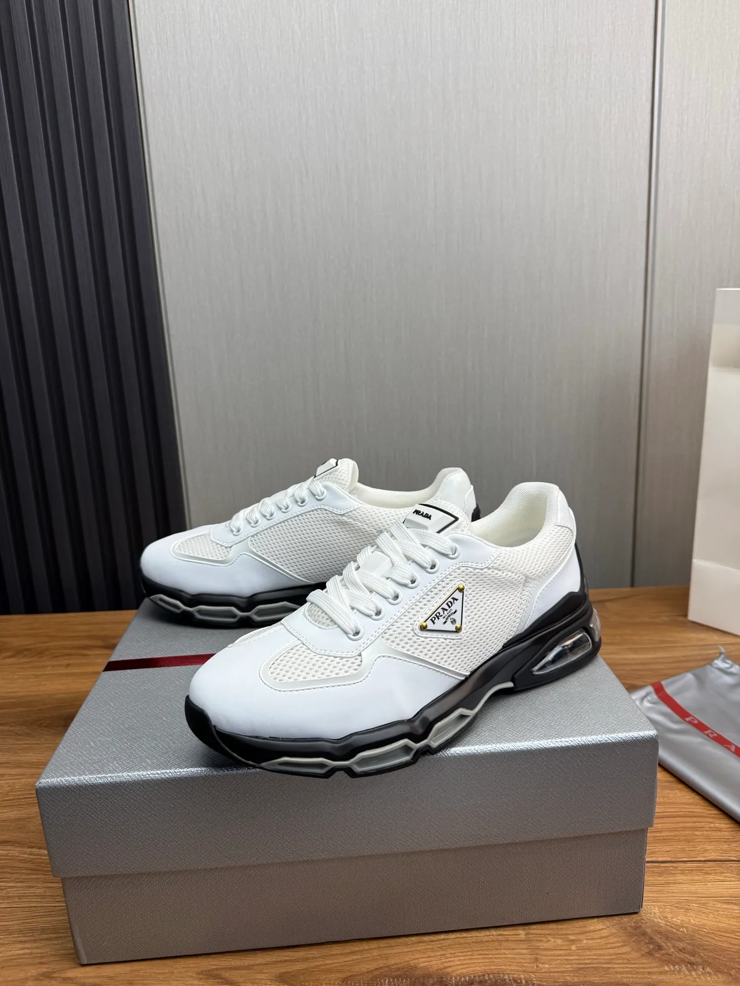 Men's shoes 💰660💰 [PRADA] Men's shoes are popular in the counter, high-quality shipments ✔️Official website synchronization, original imported cowhide with comfortable mesh + cowhide lining, 1⃣️:1⃣️reproduction, original factory air-cushioned original sole, 38-45